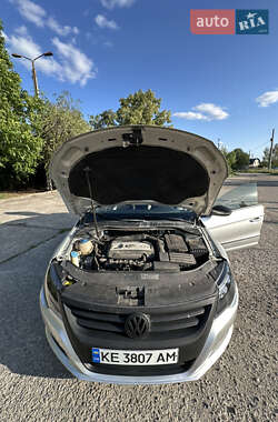 Купе Volkswagen CC / Passat CC 2010 в 