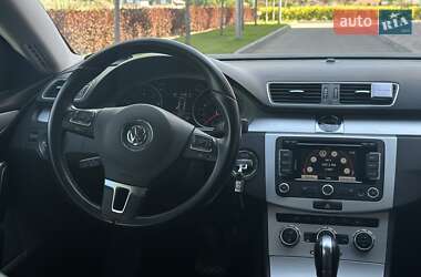 Купе Volkswagen CC / Passat CC 2014 в 