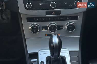 Купе Volkswagen CC / Passat CC 2014 в 