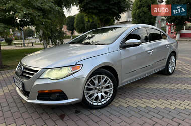 Купе Volkswagen CC / Passat CC 2012 в 