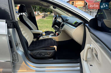 Купе Volkswagen CC / Passat CC 2012 в 