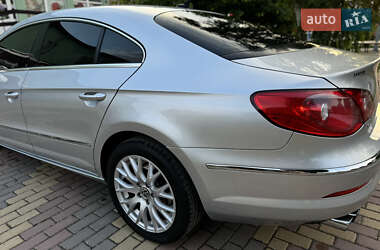 Купе Volkswagen CC / Passat CC 2012 в 