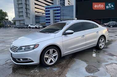 Купе Volkswagen CC / Passat CC 2013 в Киеве