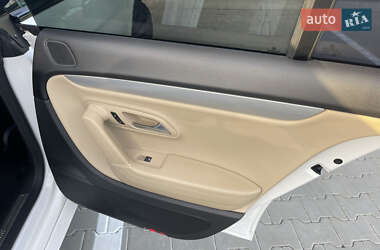 Купе Volkswagen CC / Passat CC 2014 в 