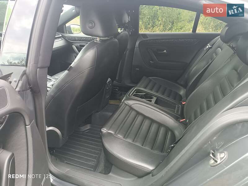 Купе Volkswagen CC / Passat CC 2011 в Львове