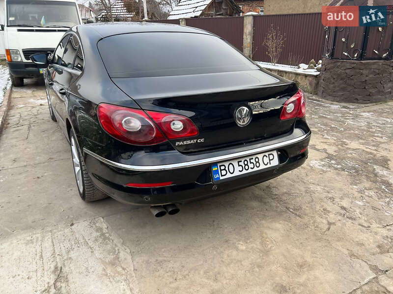 Купе Volkswagen CC / Passat CC 2009 в Залещиках