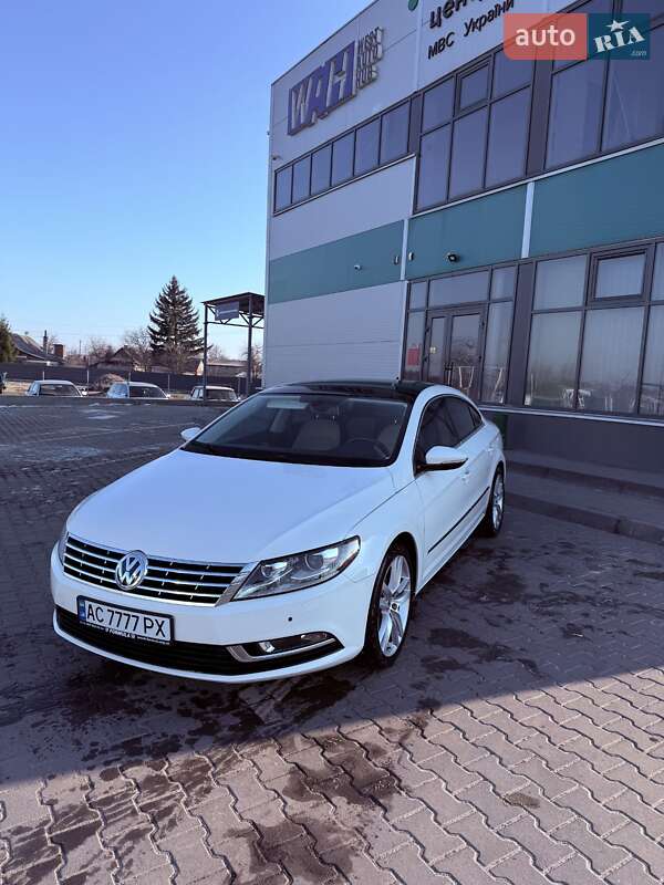 Купе Volkswagen CC / Passat CC 2013 в 