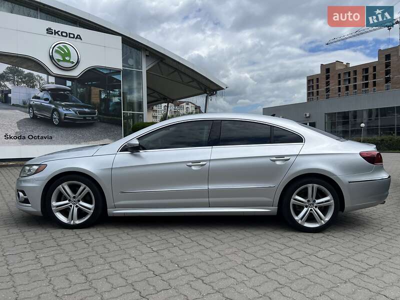 Купе Volkswagen CC / Passat CC 2015 в Києві