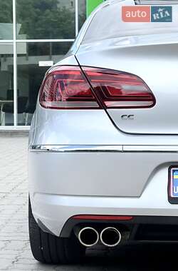 Купе Volkswagen CC / Passat CC 2015 в 