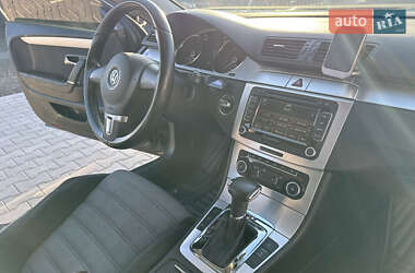 Купе Volkswagen CC / Passat CC 2009 в 