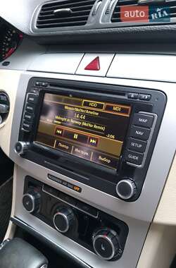 Купе Volkswagen CC / Passat CC 2010 в 