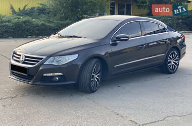 Купе Volkswagen CC / Passat CC 2008 в 