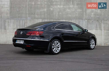 Купе Volkswagen CC / Passat CC 2013 в 