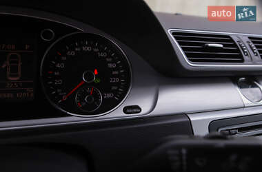 Купе Volkswagen CC / Passat CC 2013 в 