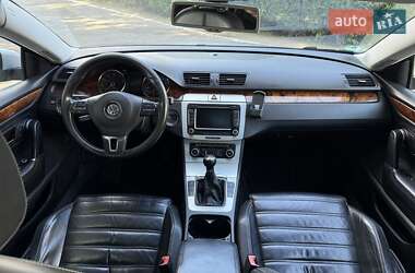 Купе Volkswagen CC / Passat CC 2008 в 