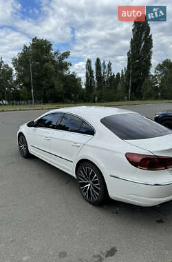 Купе Volkswagen CC / Passat CC 2012 в 