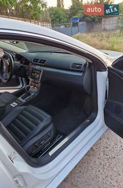 Купе Volkswagen CC / Passat CC 2014 в 