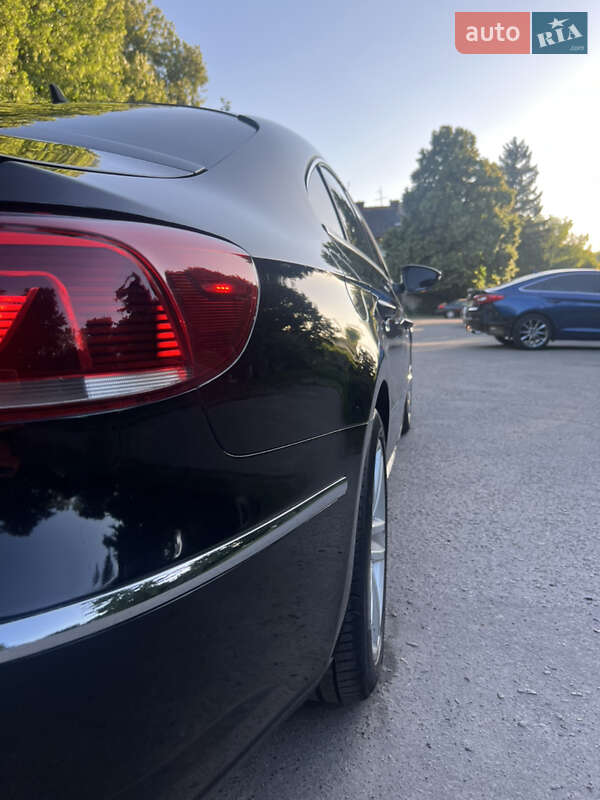 Купе Volkswagen CC / Passat CC 2013 в Львові