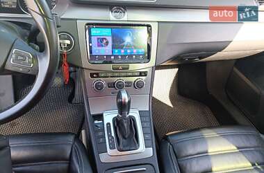 Купе Volkswagen CC / Passat CC 2012 в 