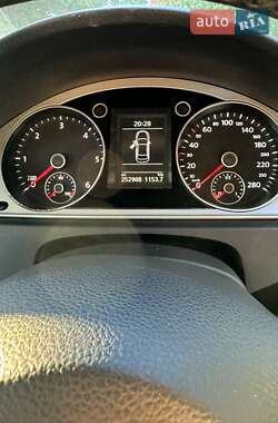 Купе Volkswagen CC / Passat CC 2012 в 