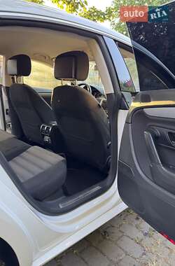 Купе Volkswagen CC / Passat CC 2012 в 