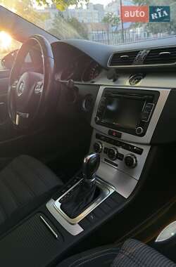Купе Volkswagen CC / Passat CC 2012 в 