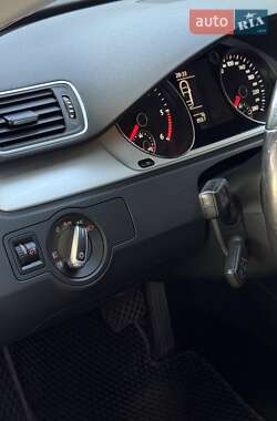 Купе Volkswagen CC / Passat CC 2012 в 