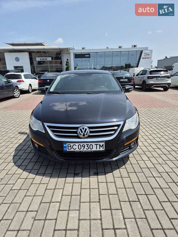 Купе Volkswagen CC / Passat CC 2009 в Львові