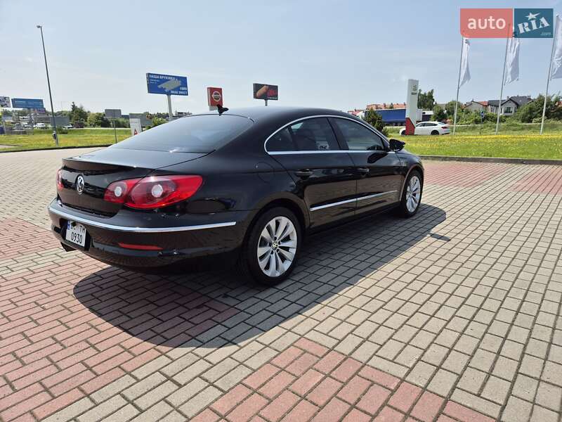 Купе Volkswagen CC / Passat CC 2009 в Львові
