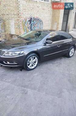Купе Volkswagen CC / Passat CC 2012 в 