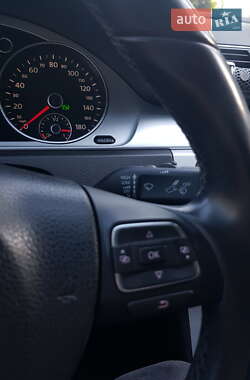Купе Volkswagen CC / Passat CC 2013 в 