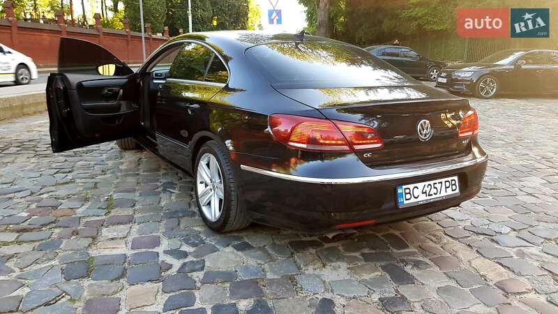 Купе Volkswagen CC / Passat CC 2013 в Львові