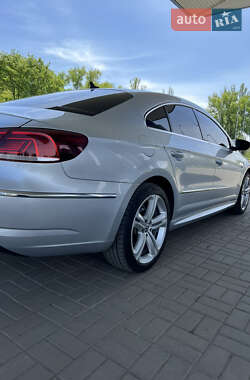 Купе Volkswagen CC / Passat CC 2013 в 