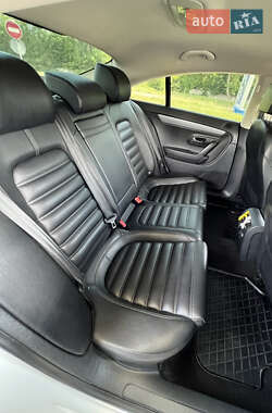 Купе Volkswagen CC / Passat CC 2013 в 