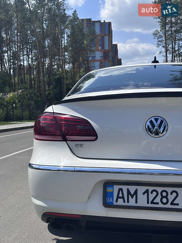 Купе Volkswagen CC / Passat CC 2012 в Житомирі