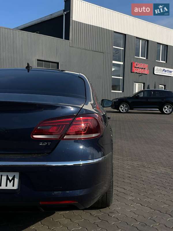 Купе Volkswagen CC / Passat CC 2014 в Стрию