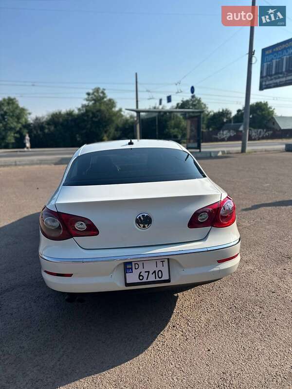 Купе Volkswagen CC / Passat CC 2010 в Чернігові