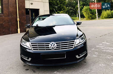 Купе Volkswagen CC / Passat CC 2012 в 