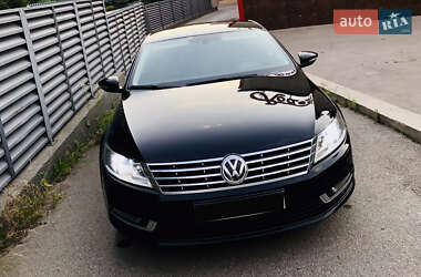Купе Volkswagen CC / Passat CC 2012 в 