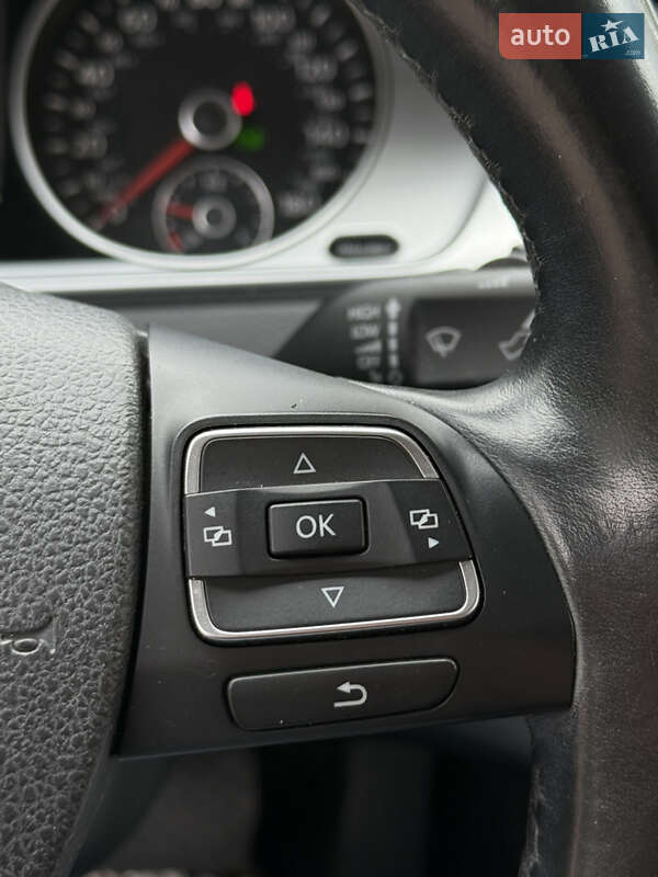 Купе Volkswagen CC / Passat CC 2015 в Киеве