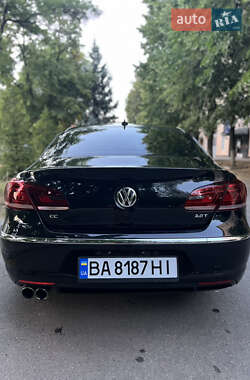 Купе Volkswagen CC / Passat CC 2012 в 