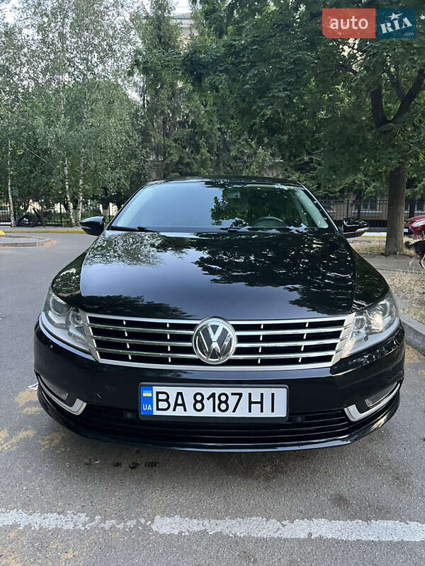 Купе Volkswagen CC / Passat CC 2012 в Кропивницькому
