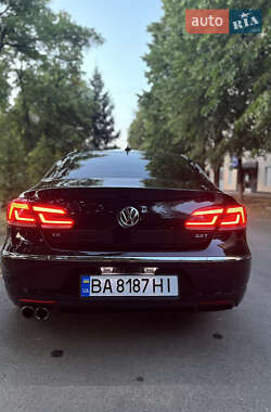 Купе Volkswagen CC / Passat CC 2012 в 