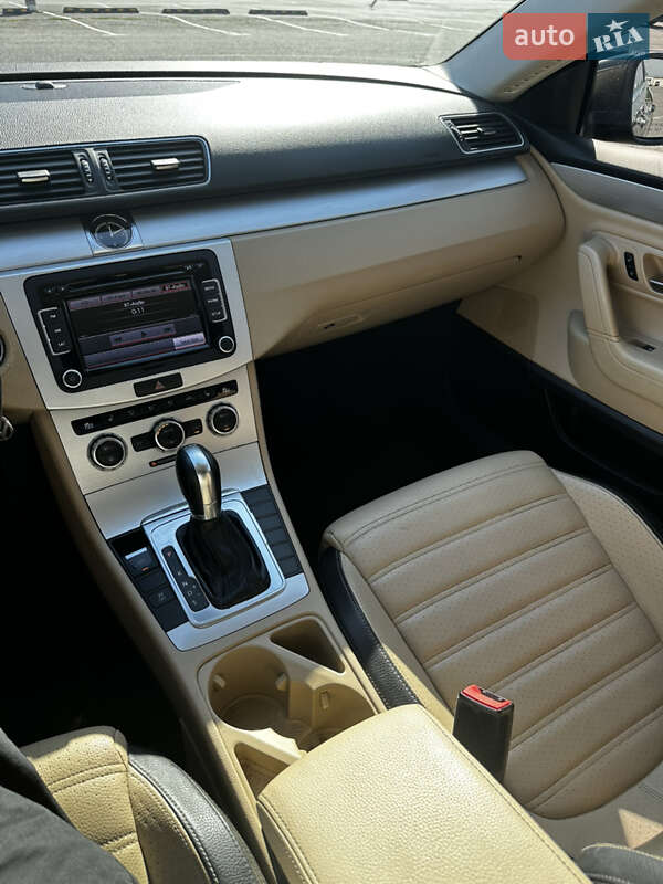 Купе Volkswagen CC / Passat CC 2012 в Днепре