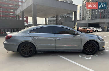 Купе Volkswagen CC / Passat CC 2012 в 