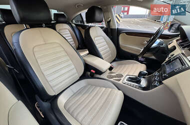 Купе Volkswagen CC / Passat CC 2012 в 