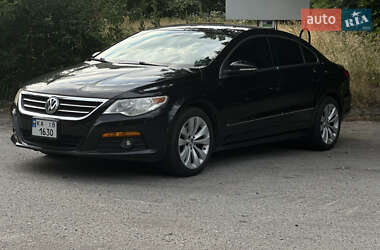 Купе Volkswagen CC / Passat CC 2010 в 