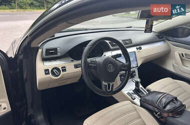 Купе Volkswagen CC / Passat CC 2010 в 