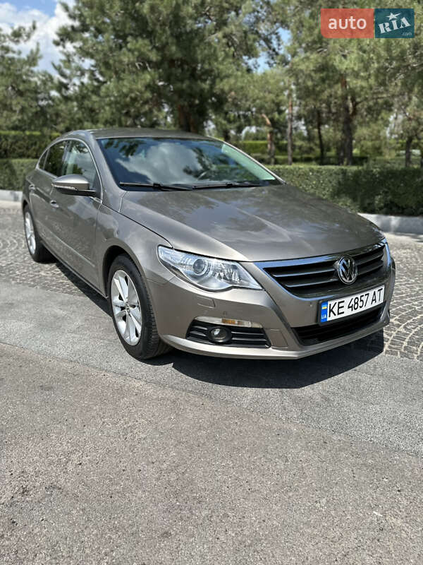 Купе Volkswagen CC / Passat CC 2012 в Днепре
