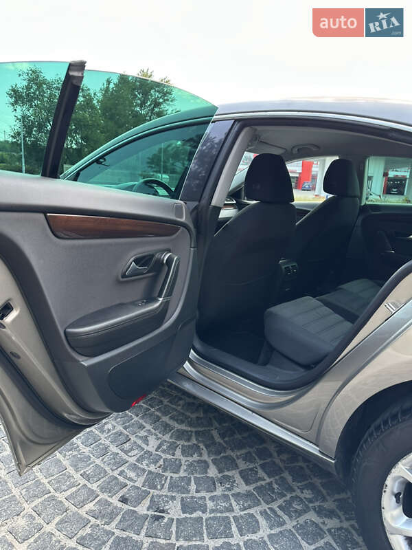 Купе Volkswagen CC / Passat CC 2012 в Днепре